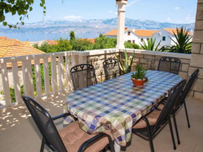 Apartment Mika-150m from the sea